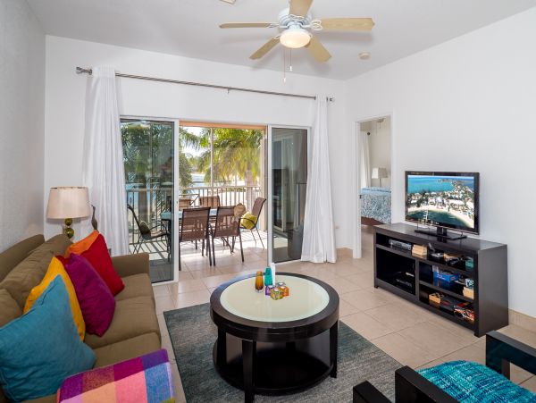 Cayman Islands Condo 959584