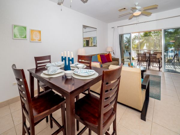 Cayman Islands Condo 959584