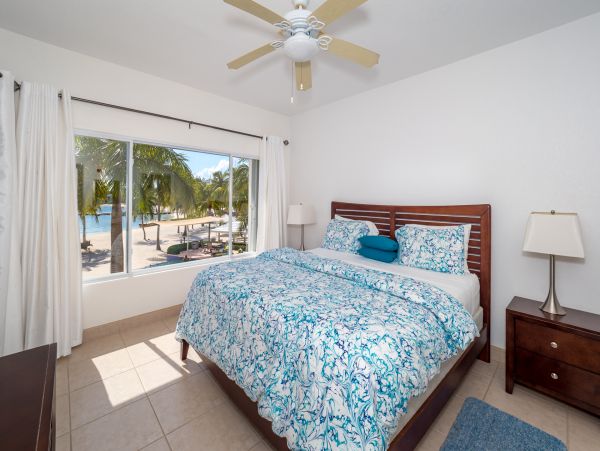 Cayman Islands Condo 959584