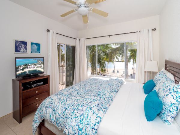 Cayman Islands Condo 959584
