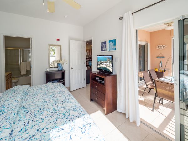 Cayman Islands Condo 959584