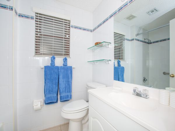 Cayman Islands Condo 959665
