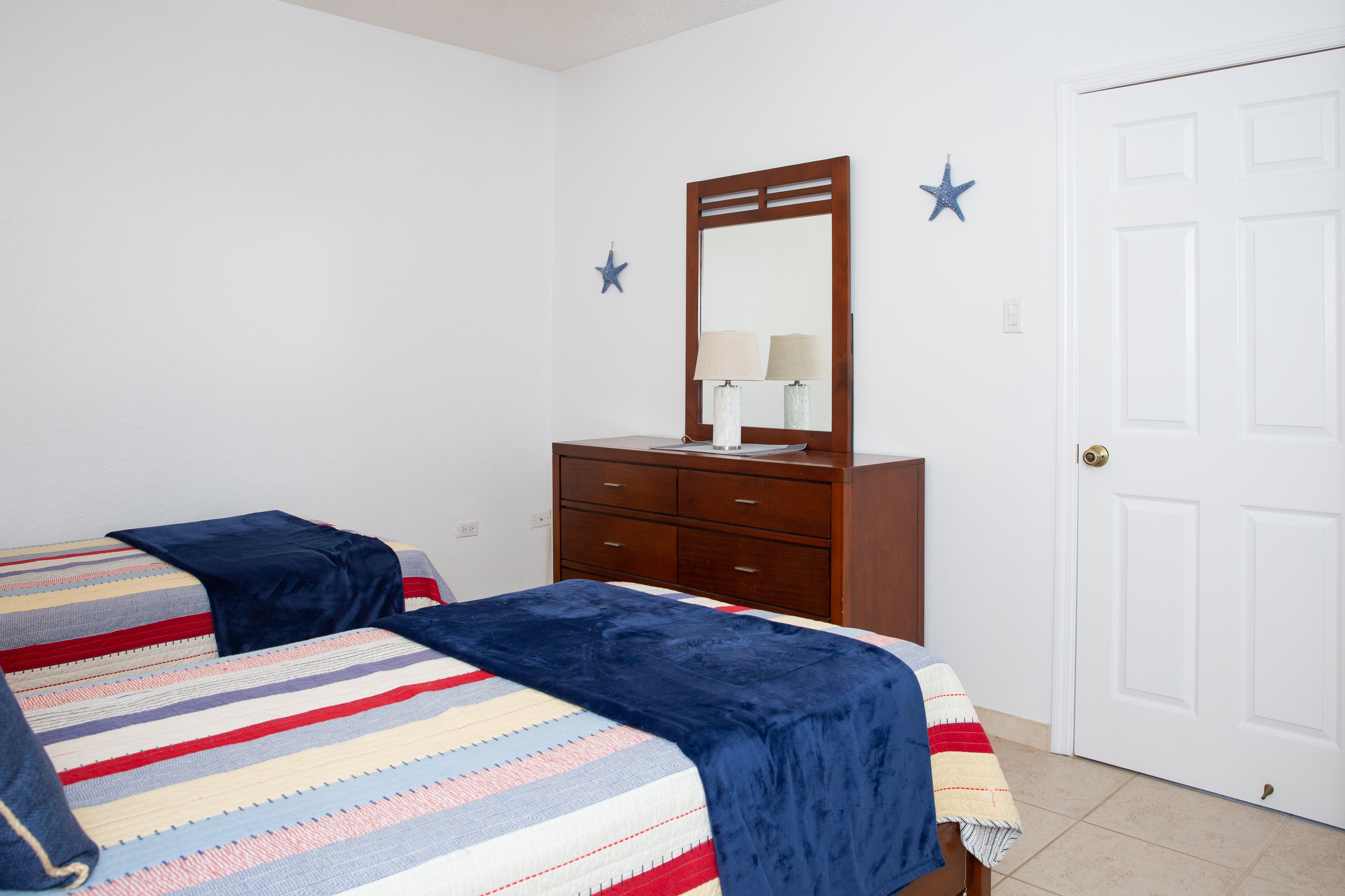 Cayman Islands Condo 959665