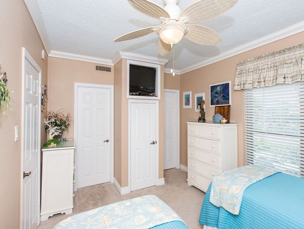 Cayman Islands Condo 959668