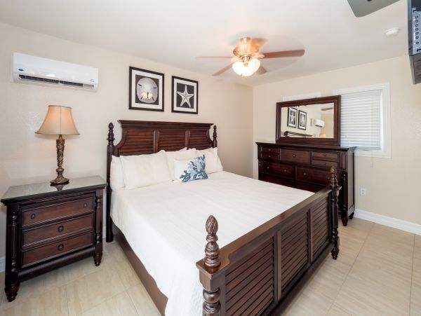 Cayman Islands Condo 959670