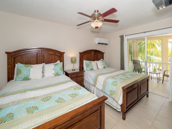Cayman Islands Condo 959670