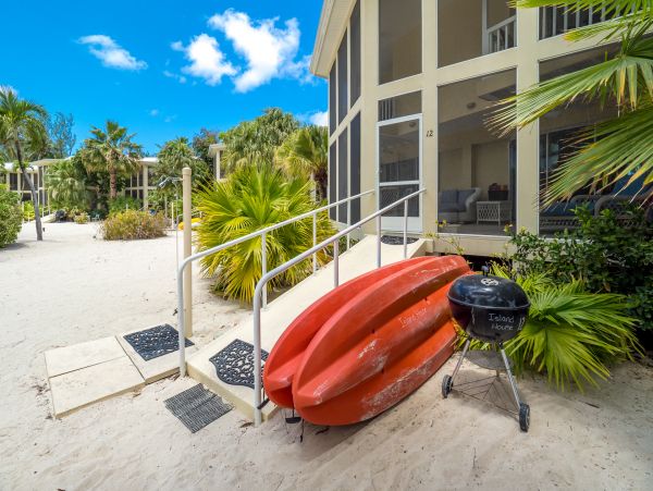 Cayman Islands Condo 959670