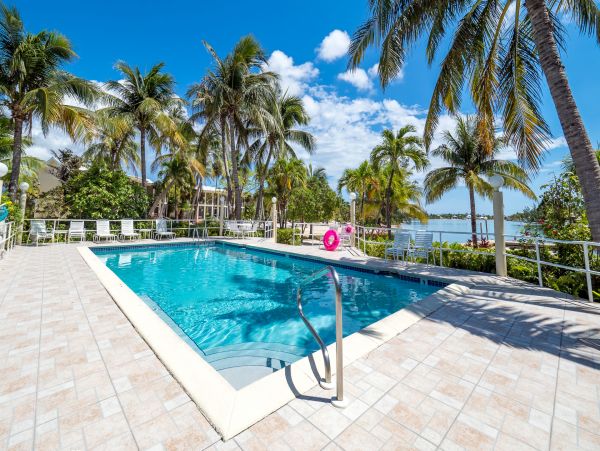 Cayman Islands Condo 959670