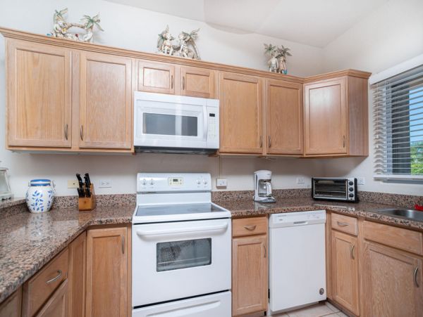 Oceanfront Lovely Vacation Rental in Cayman Islands