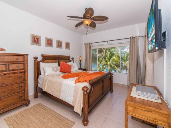 Cayman Islands Condo 959674