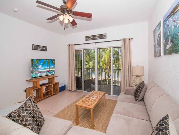 Cayman Islands Condo 959674