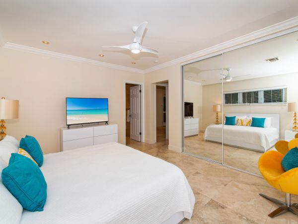 Cayman Islands Condo 959699
