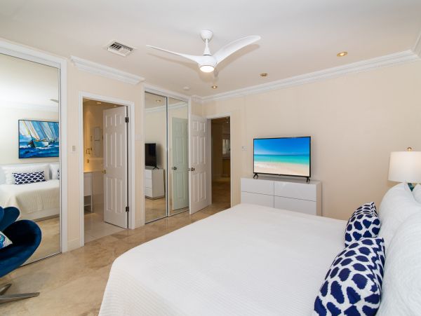 Cayman Islands Condo 959699