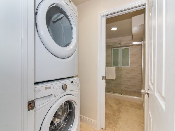 Cayman Islands Condo 959699