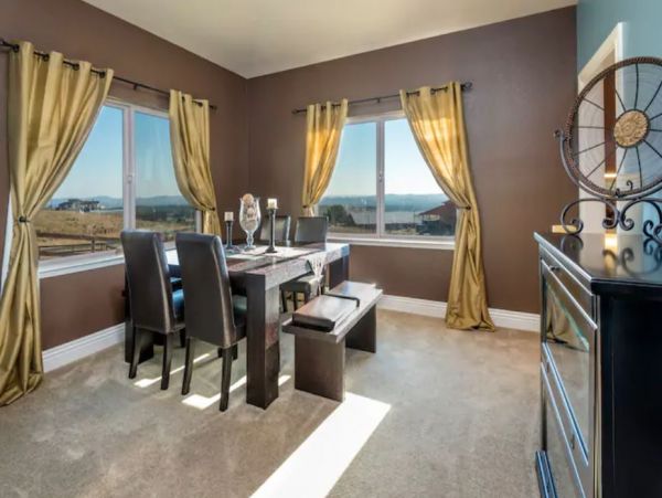 Sonoma Luxury Vacation Rental Pool Home with Five Bedrooms