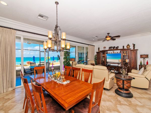 Cayman Islands Condo 959703