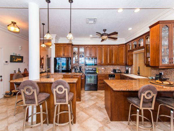 Cayman Islands Condo 959703