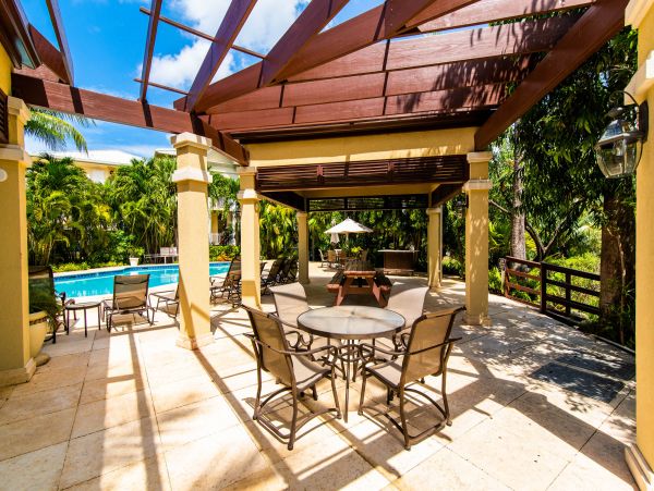 Cayman Islands Condo 959704