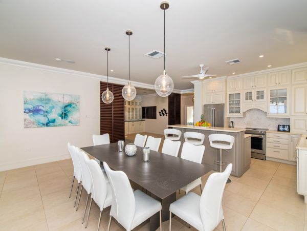 Cayman Islands Condo 959705