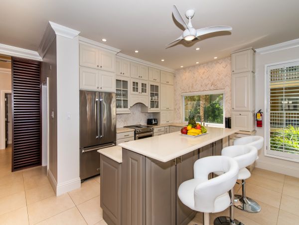 Cayman Islands Condo 959705