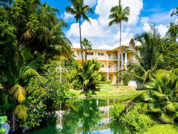 Cayman Islands Beachfront Three Bedroom Rental