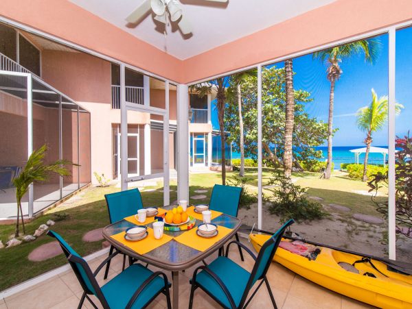 Cayman Islands Condo 959720