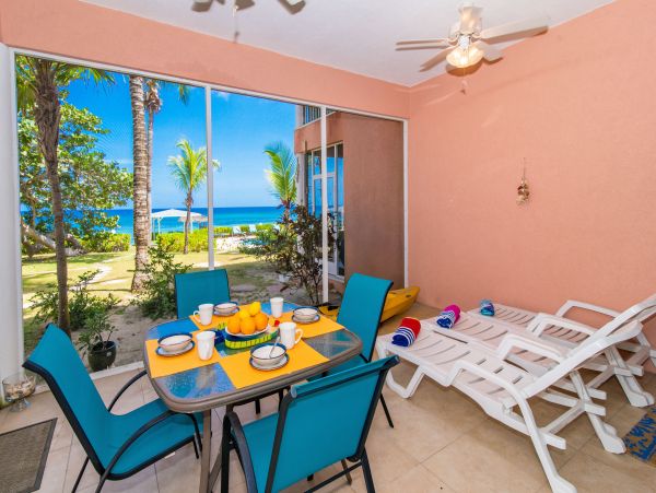 Cayman Islands Condo 959720