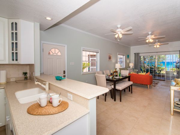Cayman Islands Condo 959720