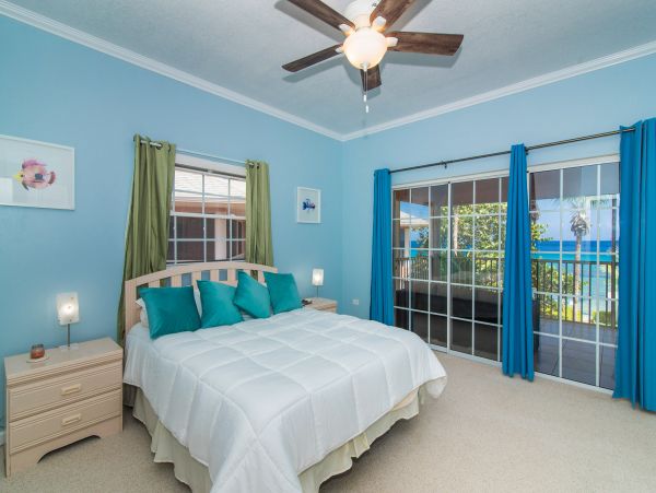 Cayman Islands Condo 959720