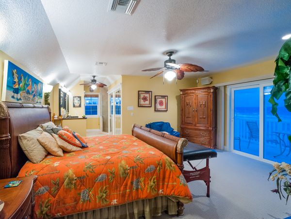 Cayman Islands Home 959724