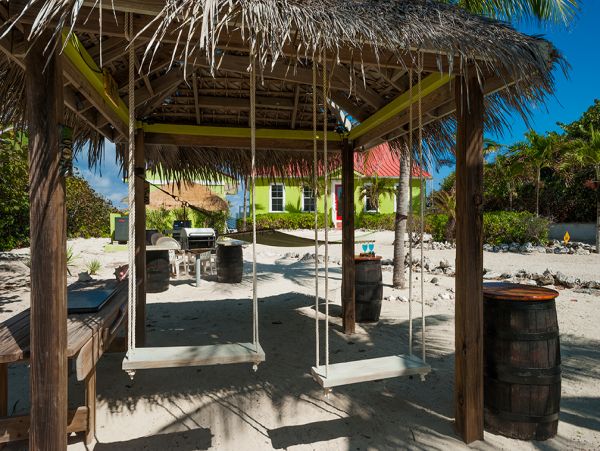 Cayman Islands Home 959724