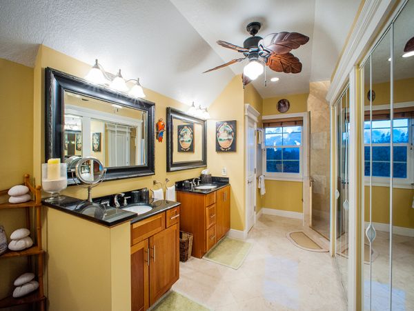 Cayman Islands Home 959724