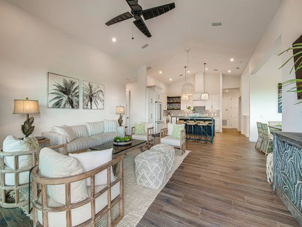 Siesta Key 8 Bedrooms Beach Views Home Sleeps 19 Guests