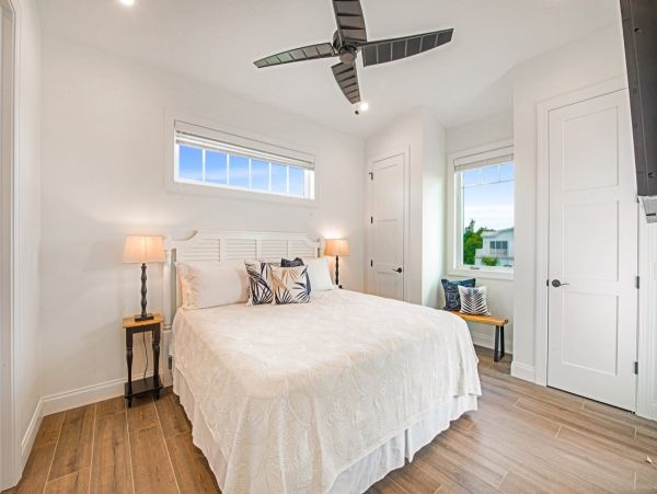 Siesta Key 8 Bedrooms Beach Views Home Sleeps 19 Guests