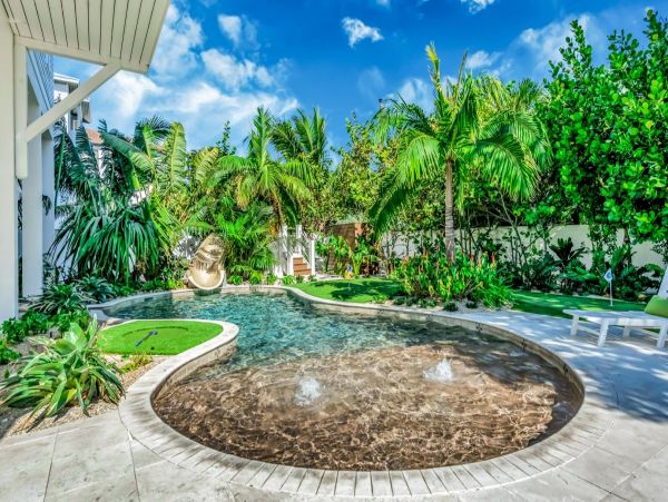 Siesta Key 8 Bedrooms Beach Views Home Sleeps 19 Guests