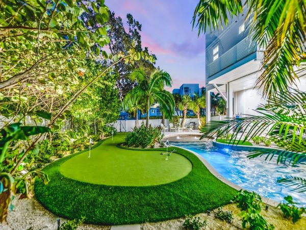 Siesta Key 8 Bedrooms Beach Views Home Sleeps 19 Guests