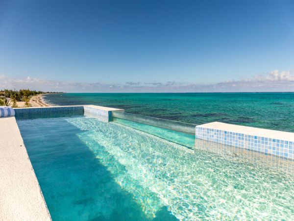 Oceanfront One Bedroom Vacation Rental in Turks and Caicos