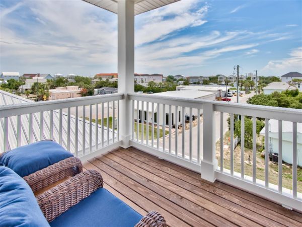 Lovely Home Located in the Heart of Miramar Beach