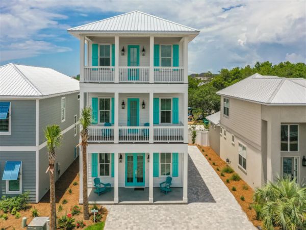 Lovely Home Located in the Heart of Miramar Beach