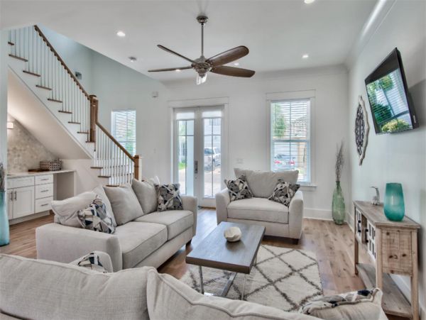Lovely Home Located in the Heart of Miramar Beach