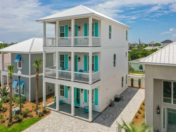 Lovely Home Located in the Heart of Miramar Beach