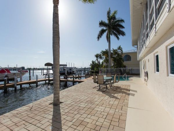 Fort Myers Home 959790