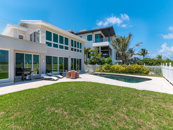 9.9 Million Dollar Oceanfront Vacation Villa in Pompano Beach with Pool