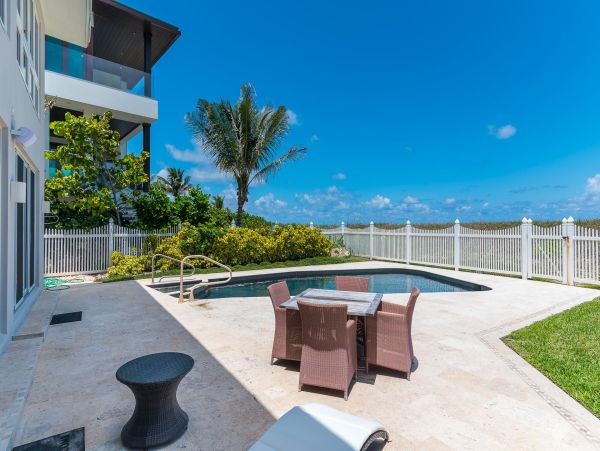 9.9 Million Dollar Oceanfront Vacation Villa in Pompano Beach with Pool
