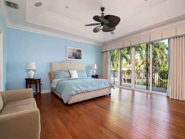 Luxury Lauderdale Isles Waterfront Home – Heated Pool, Dock, & Family Amenities