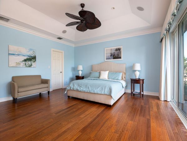 Luxury Lauderdale Isles Waterfront Home – Heated Pool, Dock, & Family Amenities