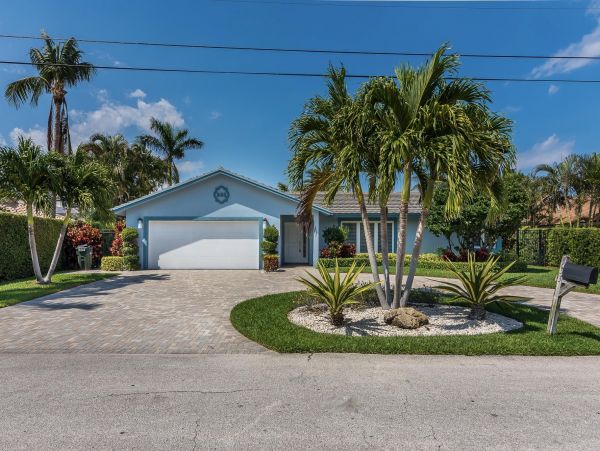 Delray Beach Waterfront Vacation Rental - Tropic Isle Luxury Pool Home