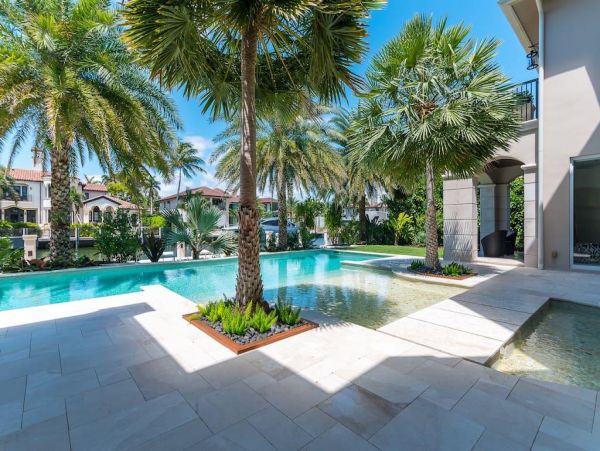 State of the Art Fort Lauderdale Luxury Vacation Home