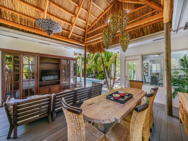 Canalfront Luxury Home with Private Pool!