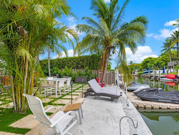 Canalfront Luxury Home with Private Pool!